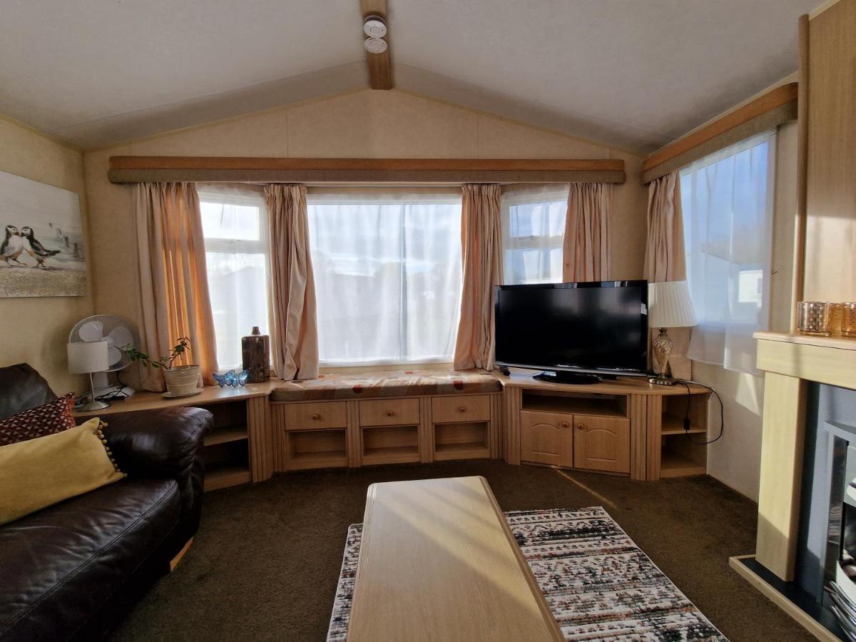 Villa Caravan In The Cotswolds Cirencester Exterior foto