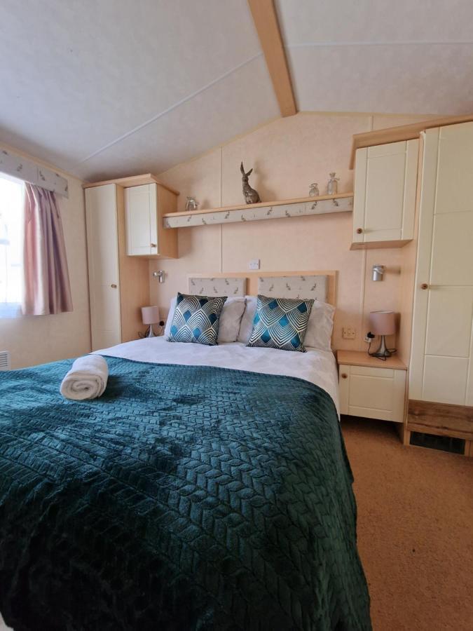 Villa Caravan In The Cotswolds Cirencester Exterior foto
